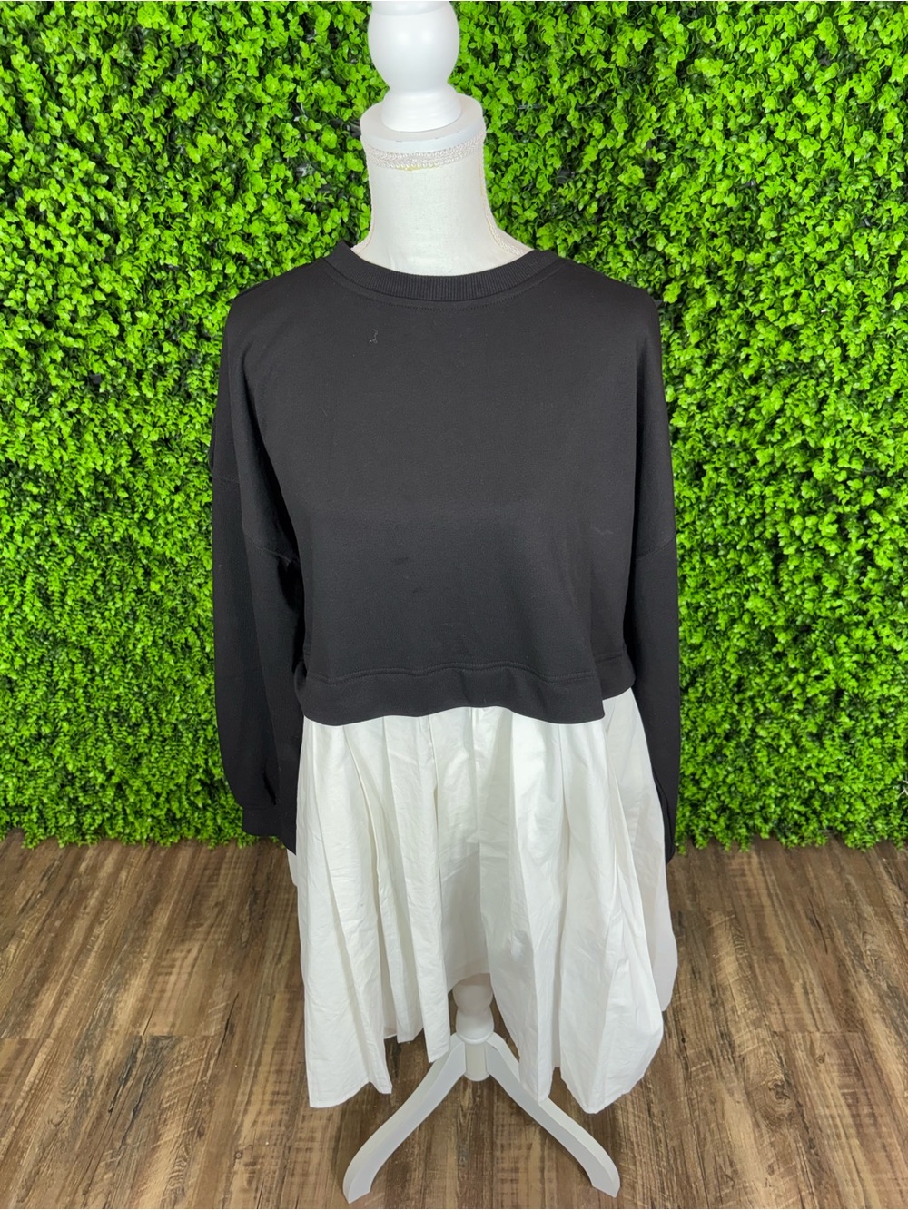 NWT • Black & White Layered Pullover Dress Sweatshirt